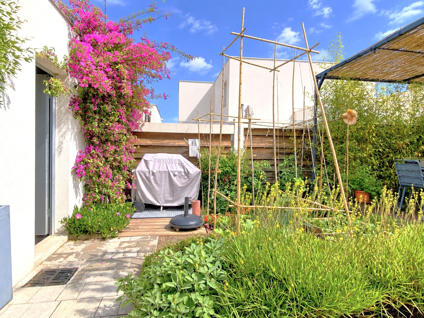 UNE VILLA CONTEMPORAINE, AVEC JARDIN ET GARAGE, A PERPIGNAN SUD